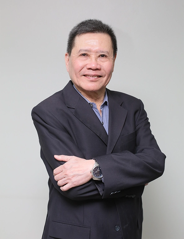 นายสุขดี จงมั่นคง ประธานกรรมการบริษัท