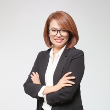 นางสาวศศิธร พิรุฬ | ผู้ช่วยกรรมการผู้จัดการใหญ่ฝ่ายปฎิบัติการ